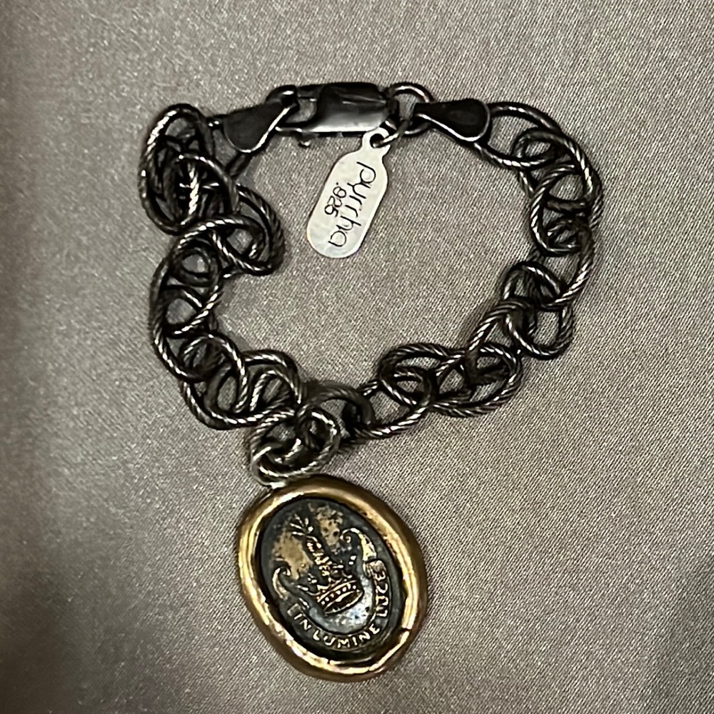 Pyrrha bracelet
